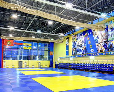 Спортивные площадки